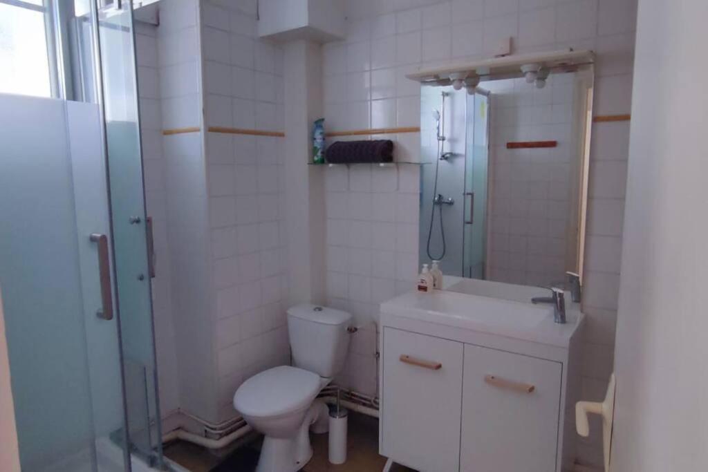 Appartement Tres Bien Place Шатору Экстерьер фото