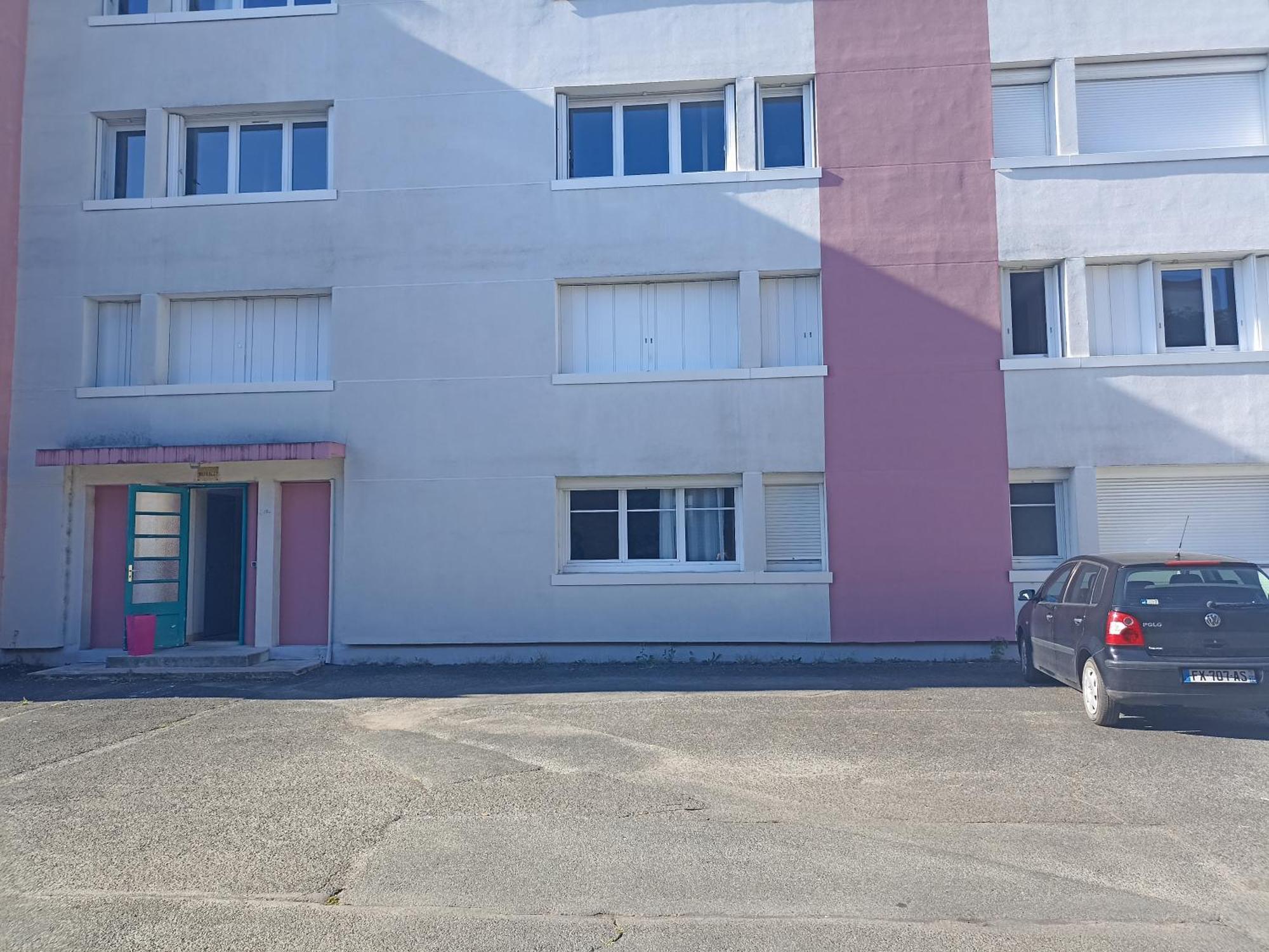 Appartement Tres Bien Place Шатору Экстерьер фото